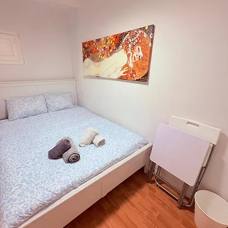 Apartamento Stunning Flat For 6 People 3 Blocks From The Welcome Breakfast