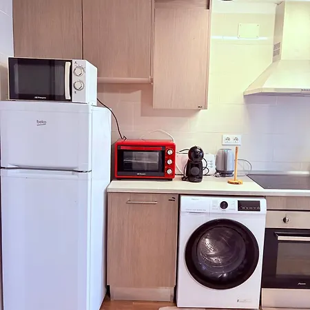 Stunning Flat For 6 People 3 Blocks From The Welcome Breakfast Apartment *