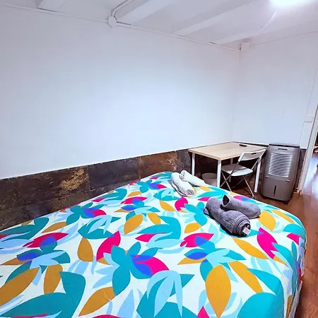 Stunning Flat For 6 People 3 Blocks From The Welcome Breakfast Apartment